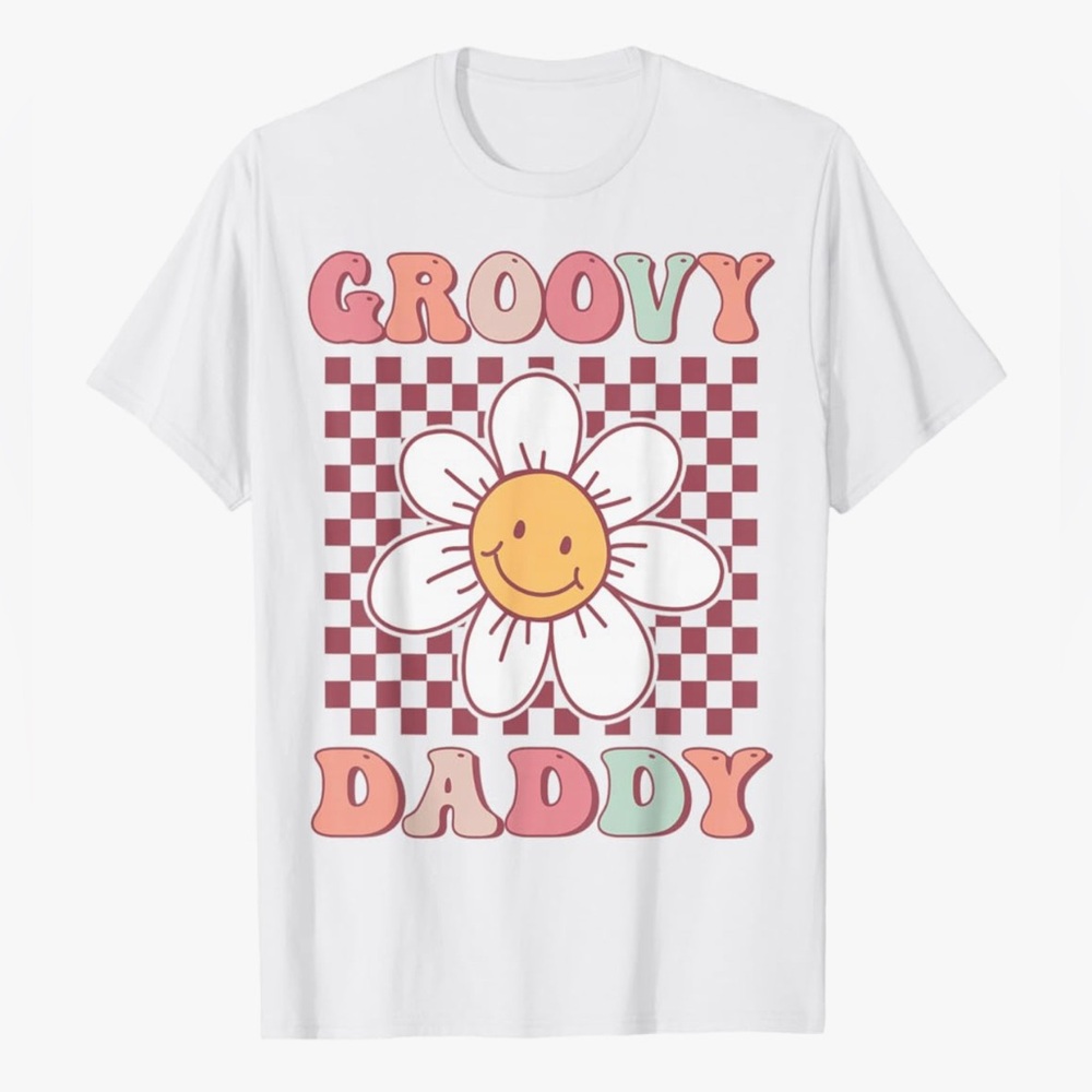 NWT Cute GROOVY DADDY graphic Tee size large